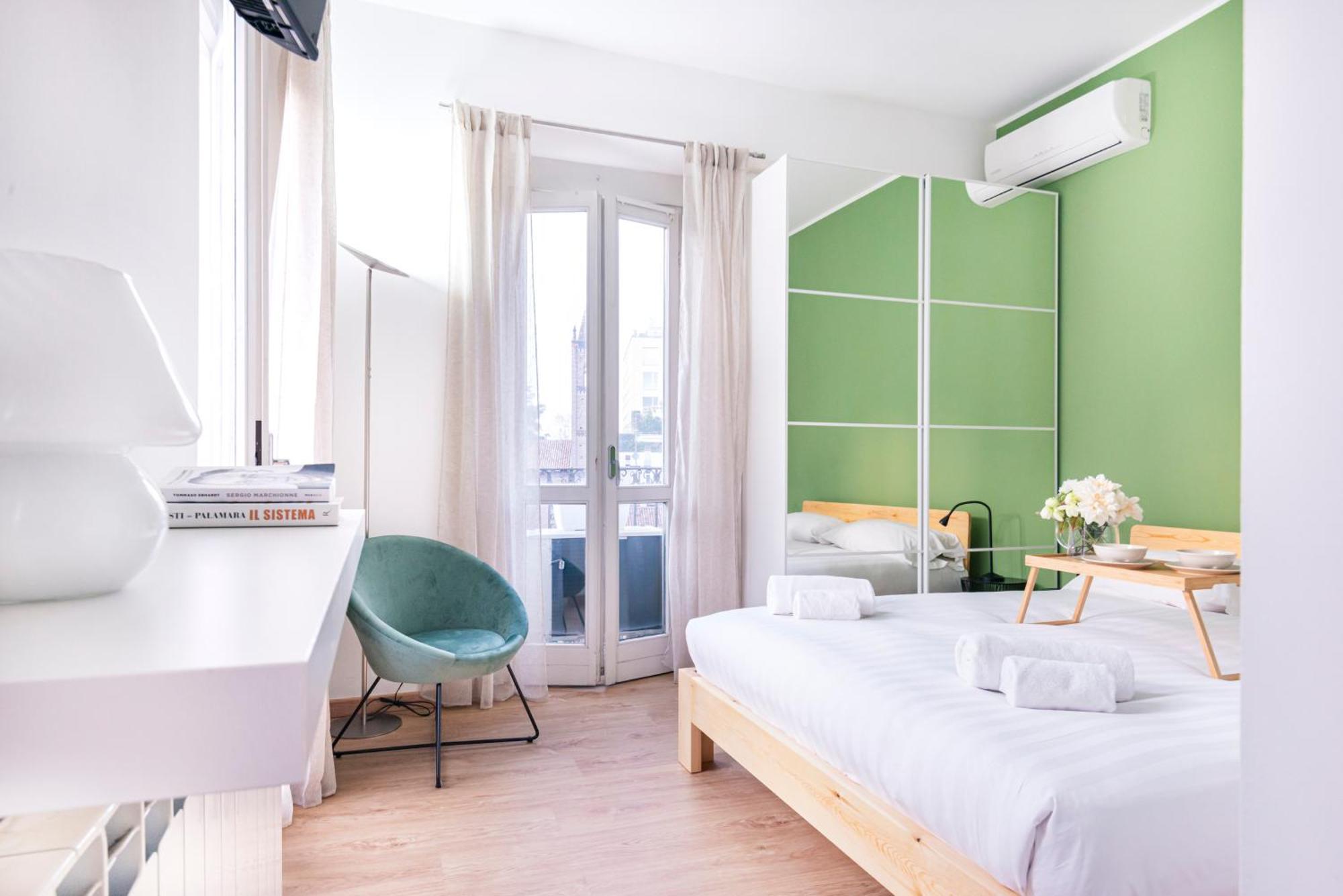 Amazing Flat Near Duomo & Colonne Di San Lorenzo By Easylife 밀라노 외부 사진