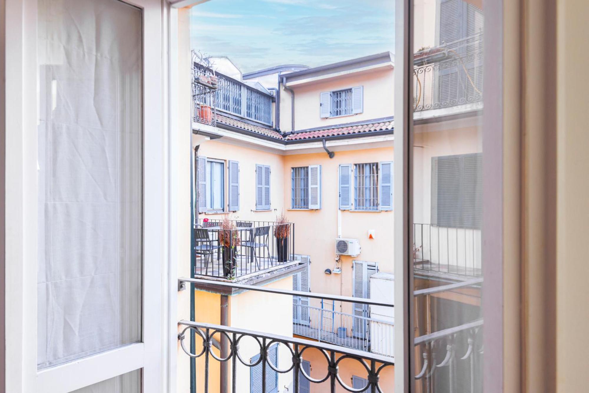 Amazing Flat Near Duomo & Colonne Di San Lorenzo By Easylife 밀라노 외부 사진